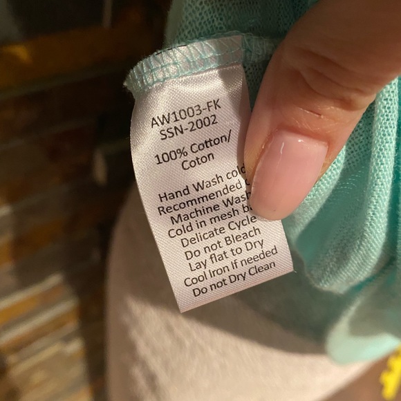 ATM V Neck Slub (2 sizes) NWT - Picture 5 of 5